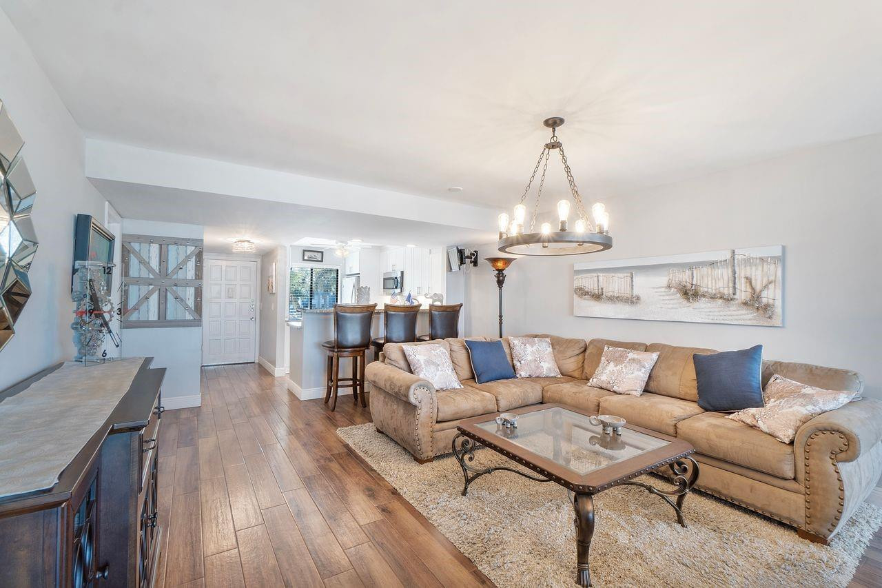 4832 Esedra Court Apt 206