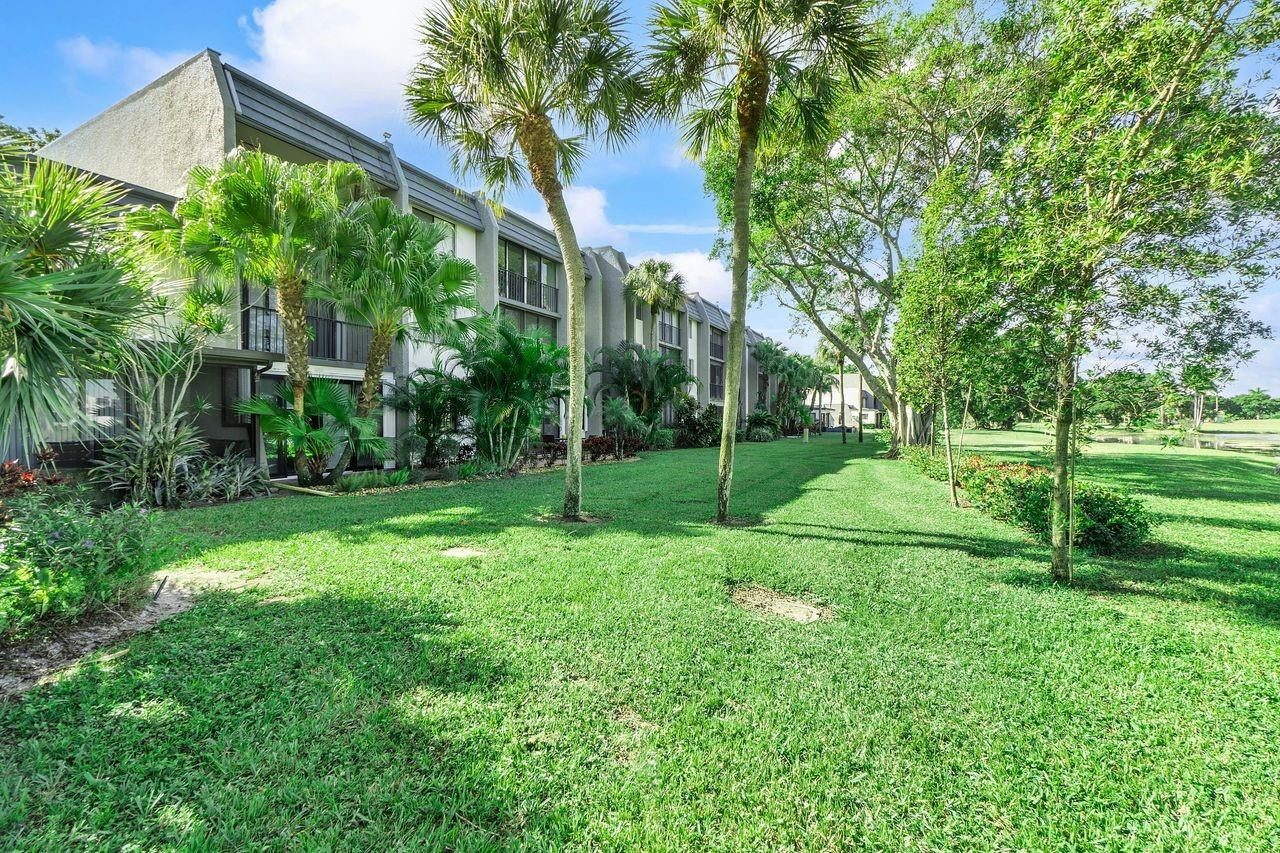 4832 Esedra Court Apt 206
