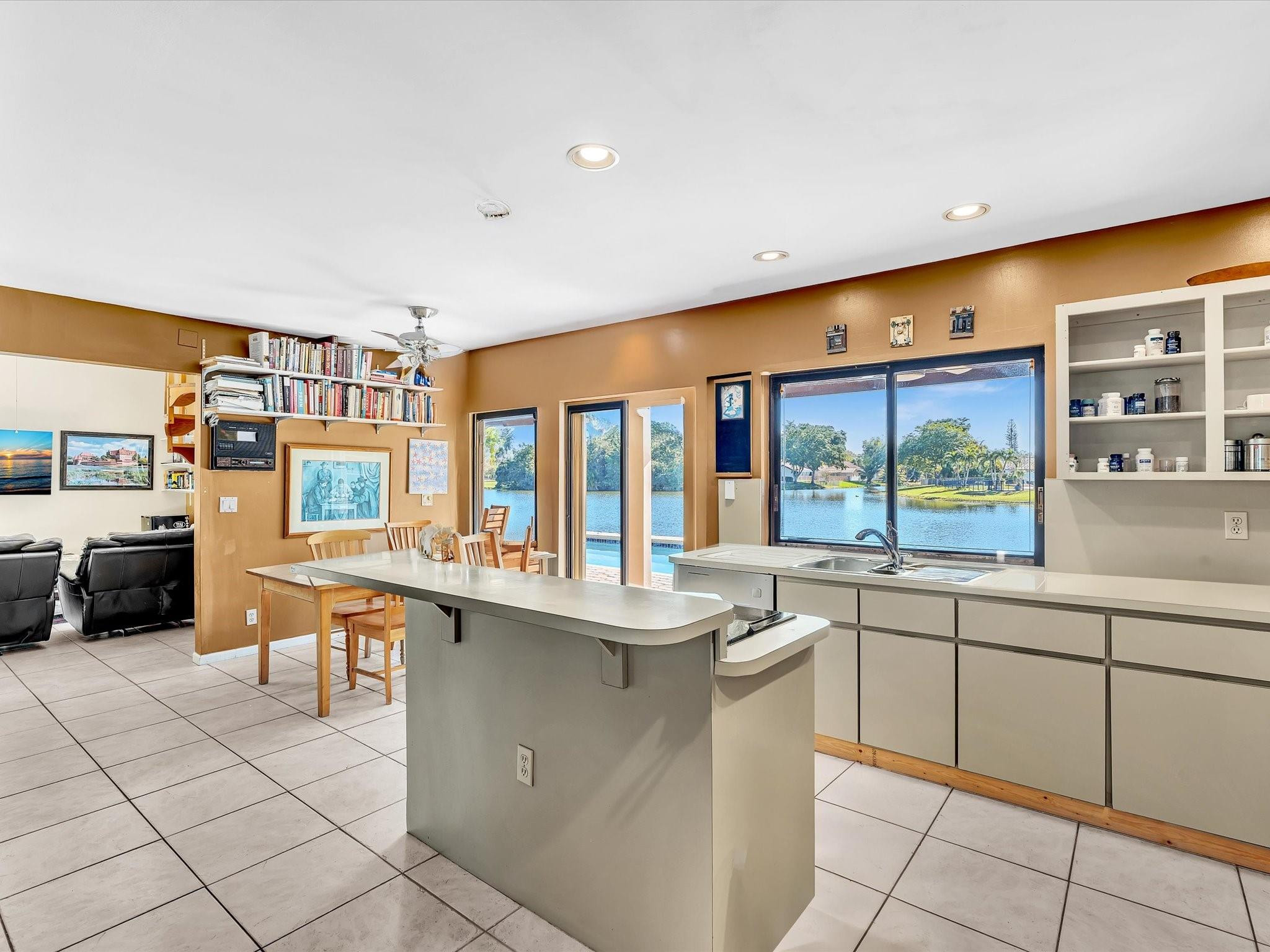 11170 NW 2nd Manor