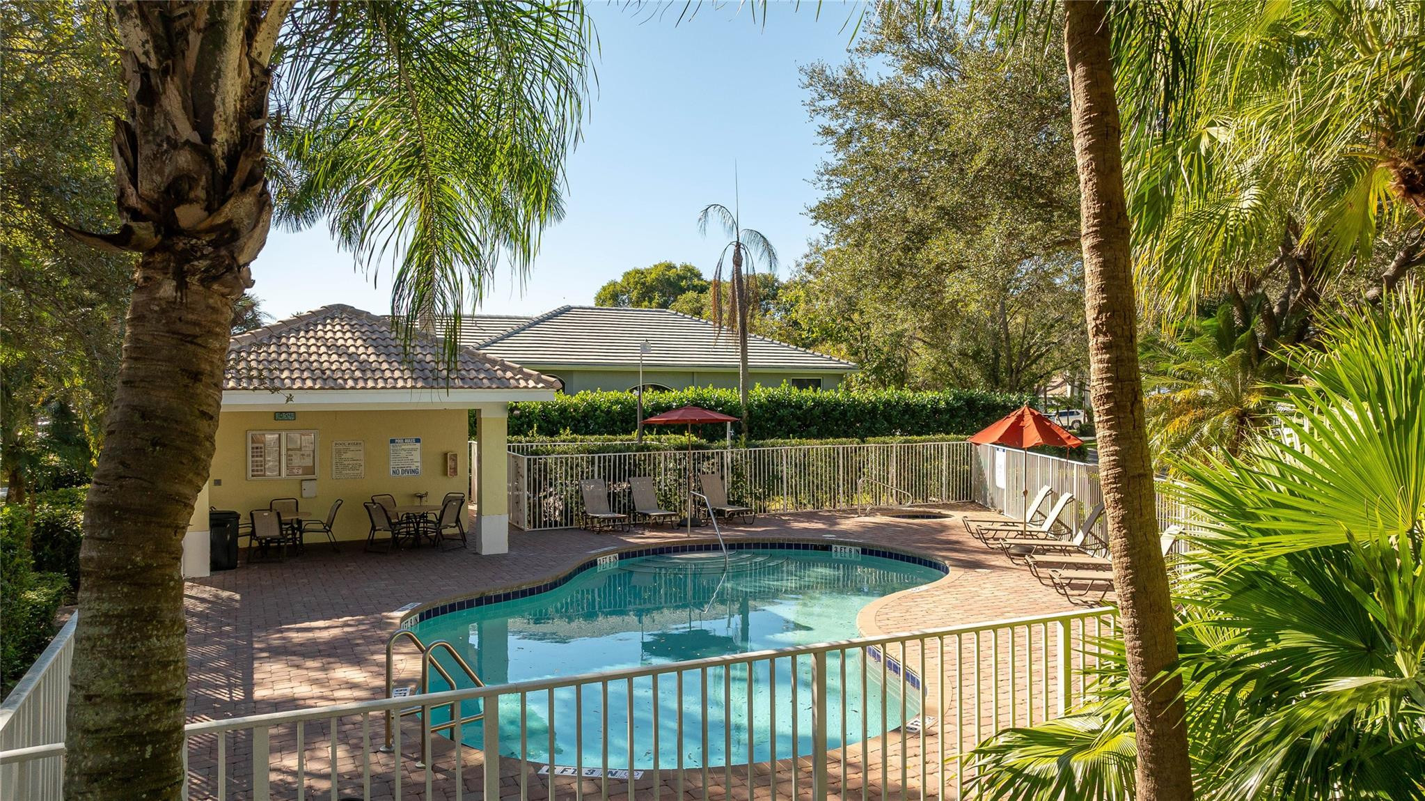 7685 NW 71st Terrace