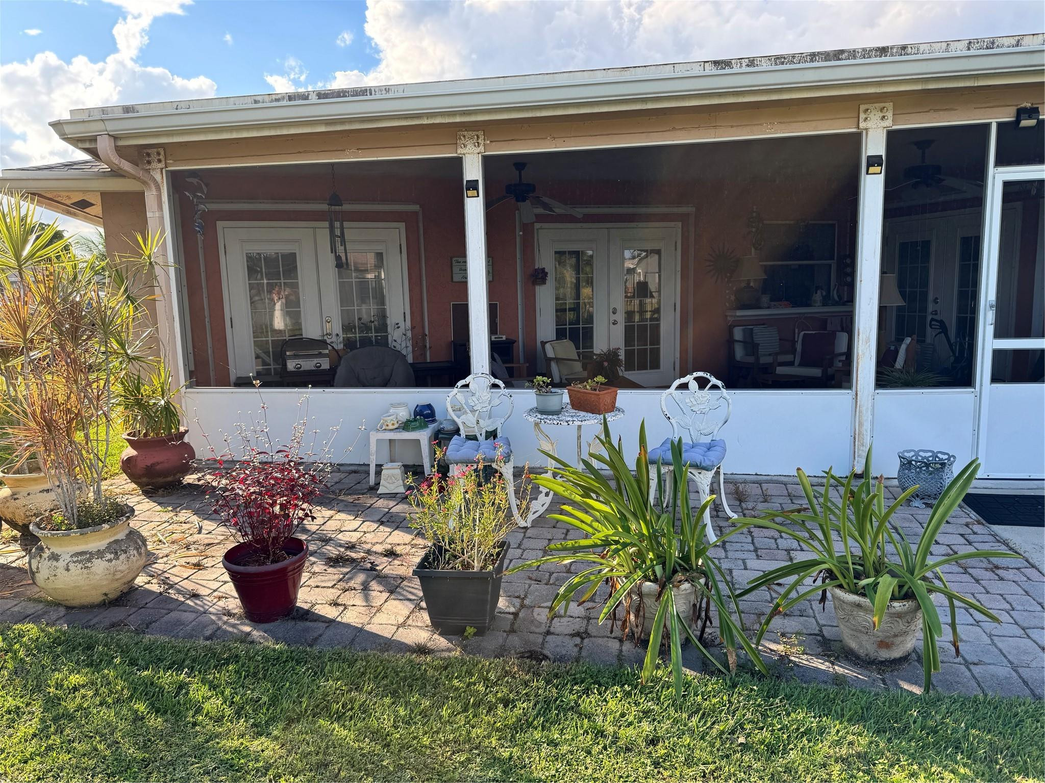 7002 NW 93rd Avenue