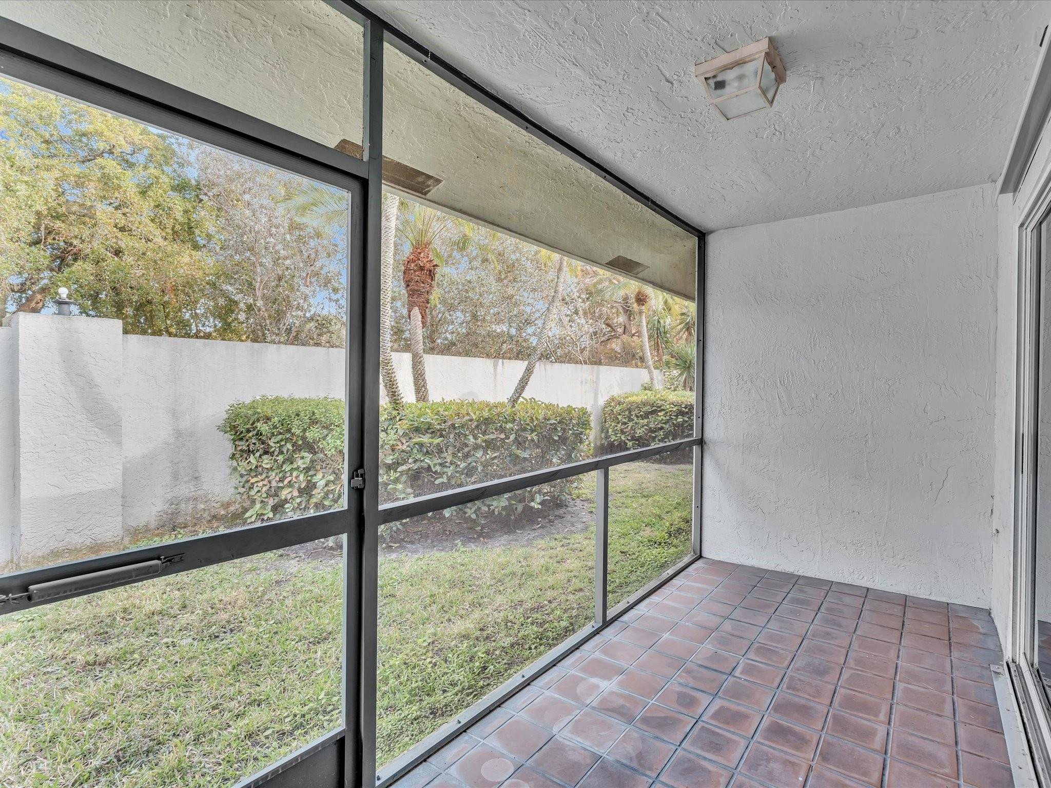 6796 N Pine Island Road 6796