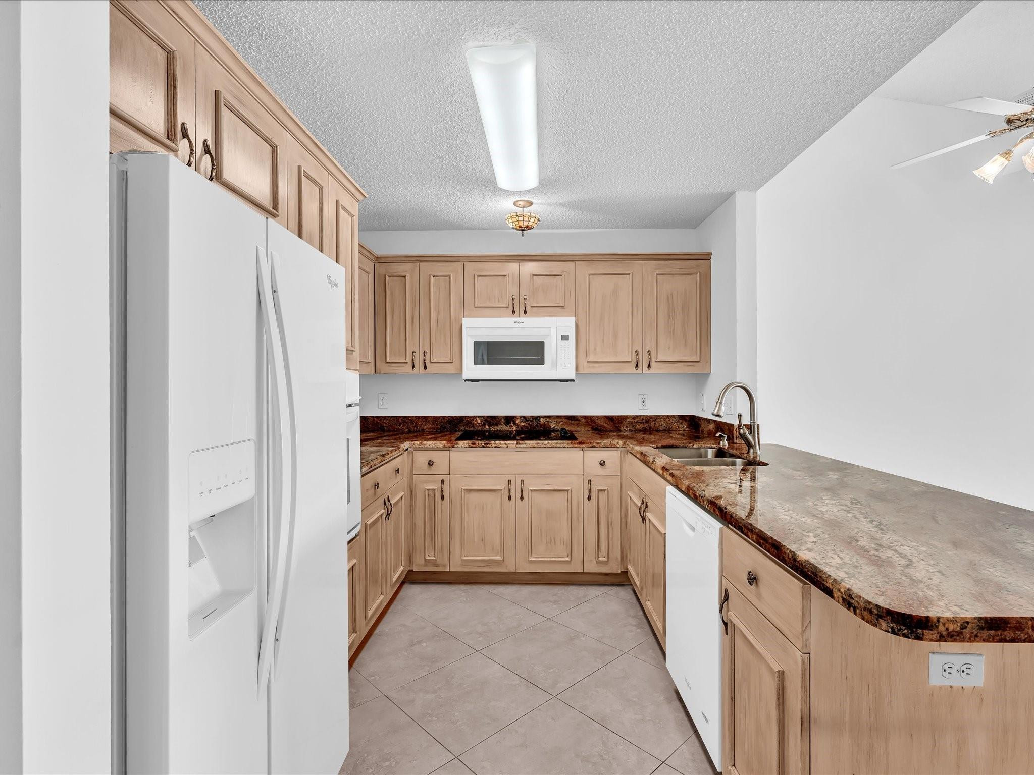 6796 N Pine Island Road 6796