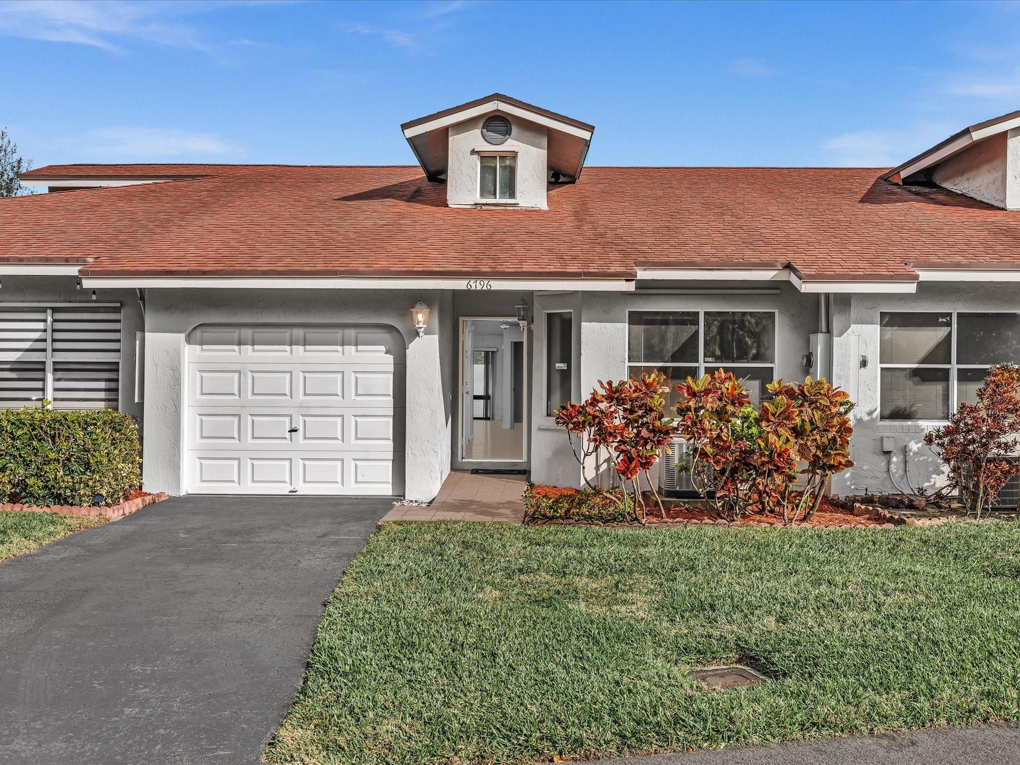 6796 N Pine Island Road 6796