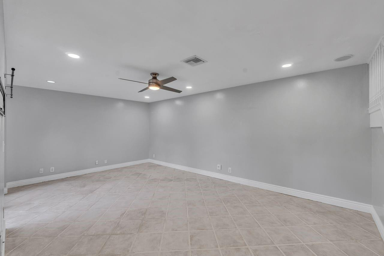 2675 NW 99th Avenue