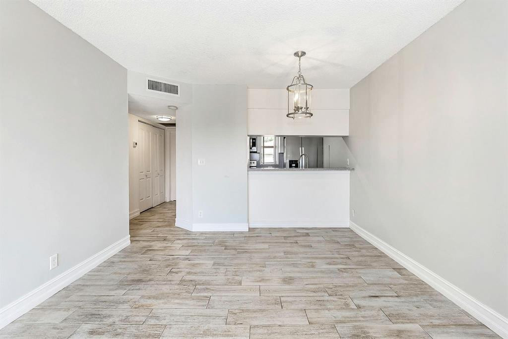 911 Twin Lakes Drive 3-N