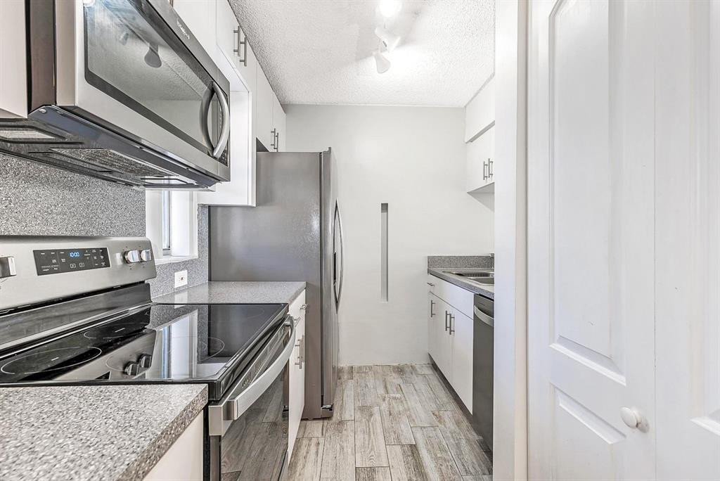 911 Twin Lakes Drive 3-N