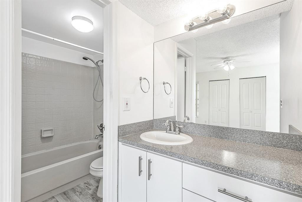 911 Twin Lakes Drive 3-N