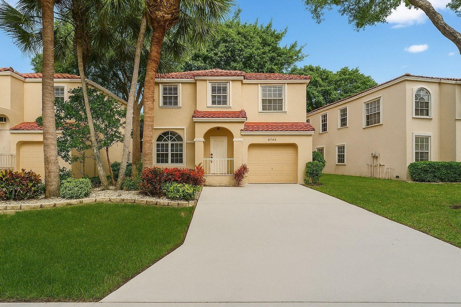 8743 NW 6th Court