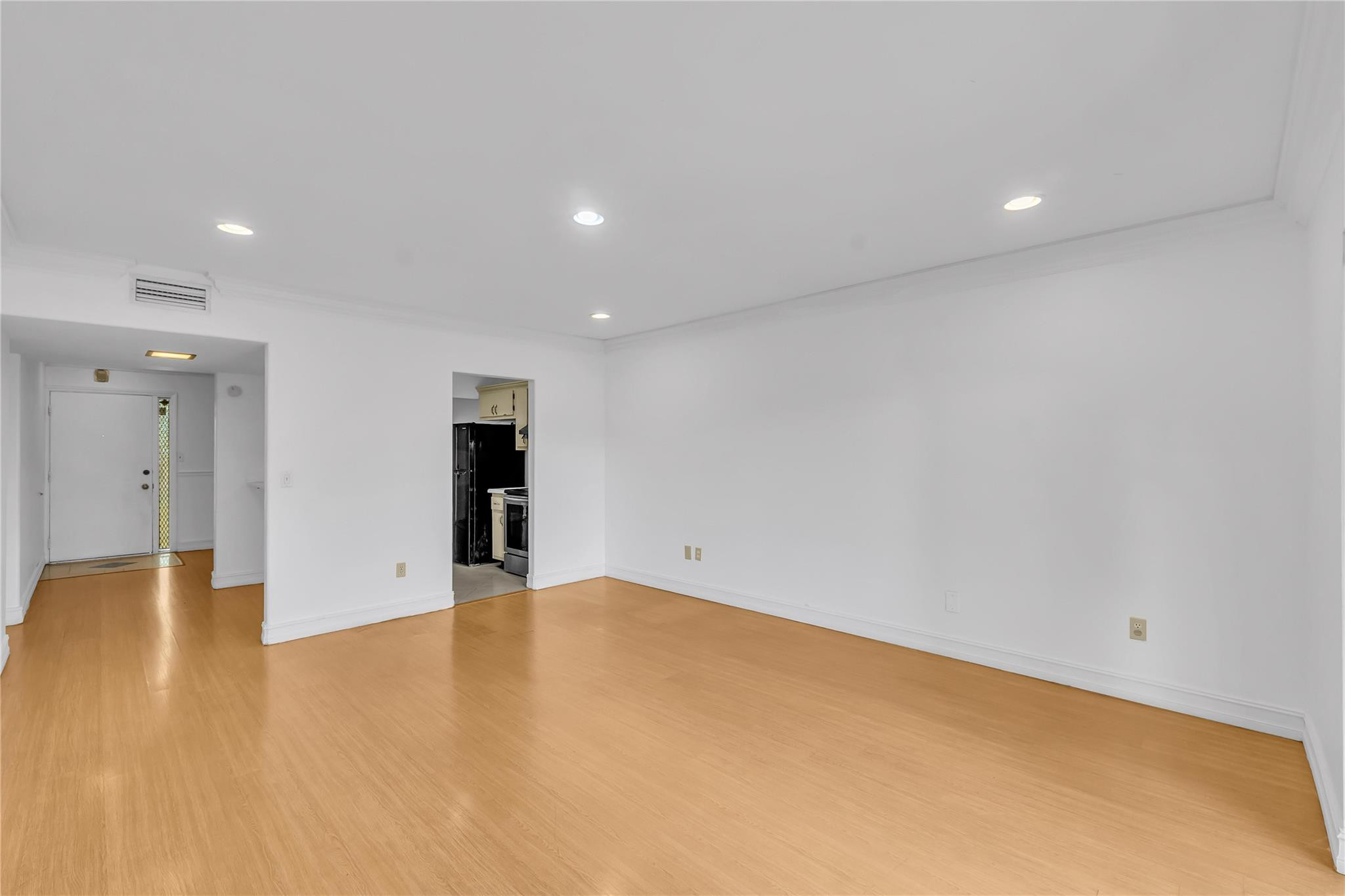 10762 La Placida Drive 7-306