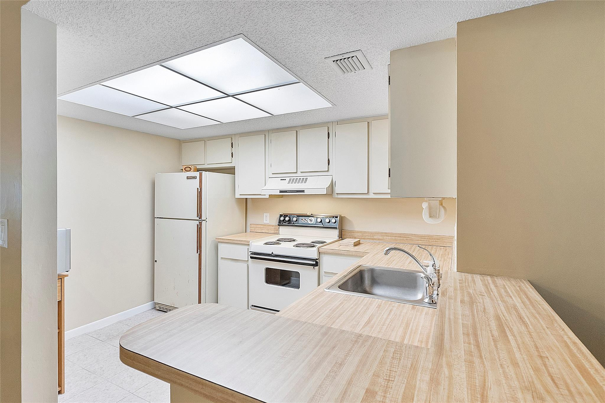 5530 NW 44th Street 216 C