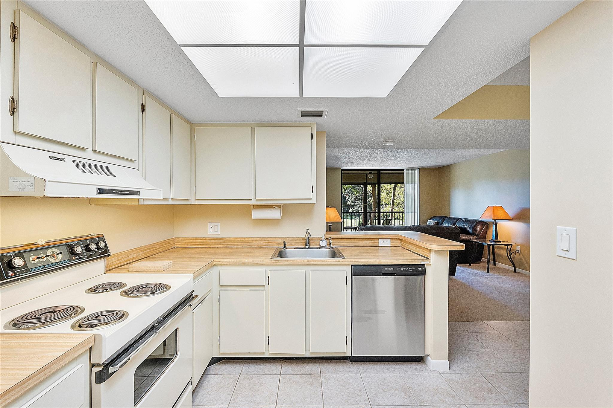 5530 NW 44th Street 216 C
