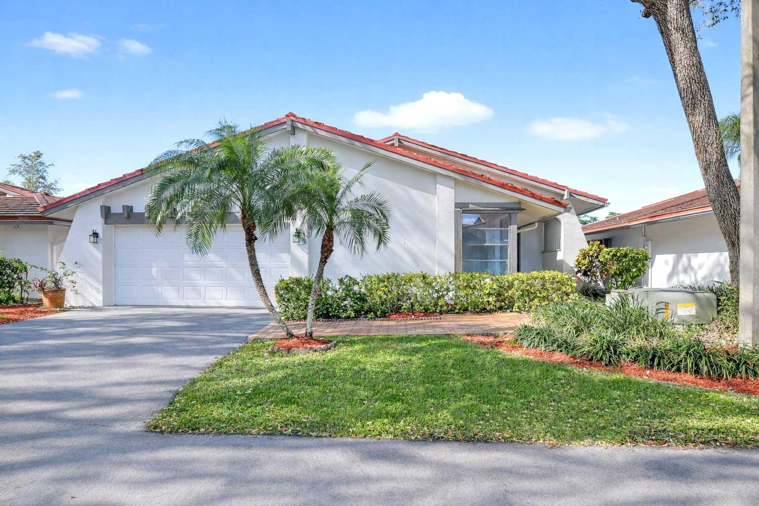 661 Hollows Circle