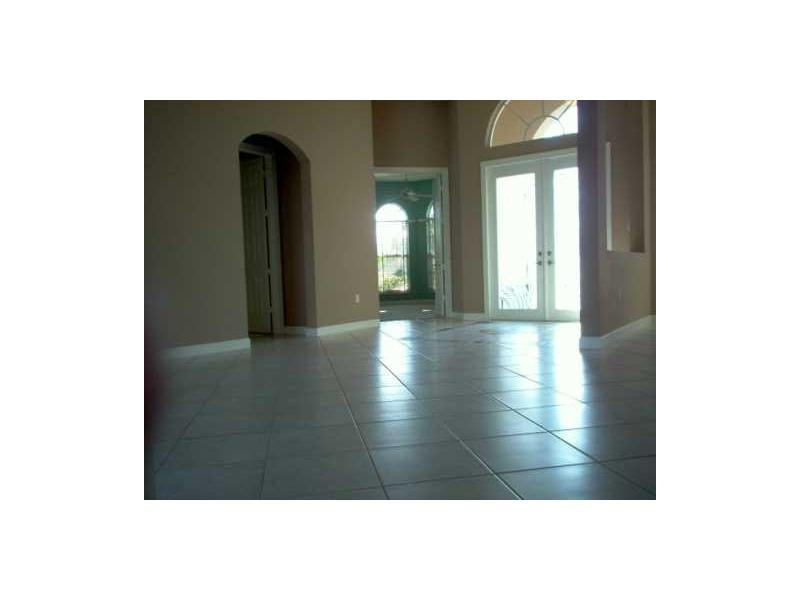 6740 NW 105th Lane