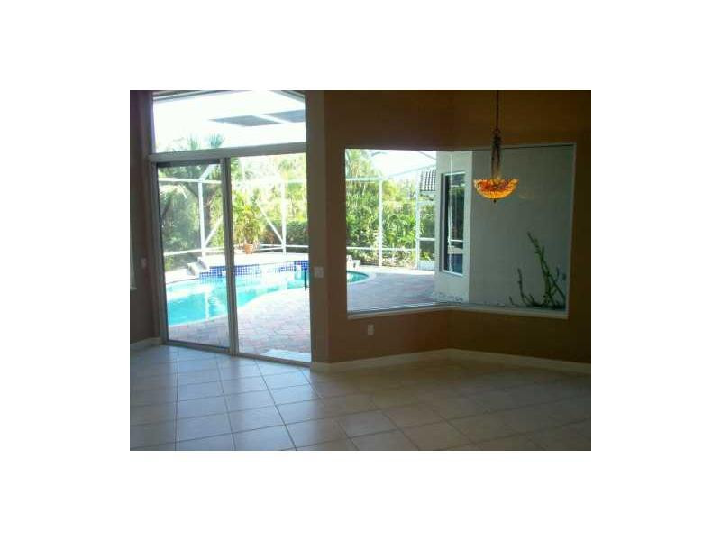 6740 NW 105th Lane