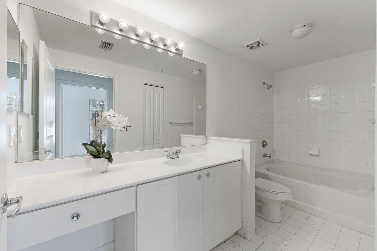 5800 W Sample Road 102