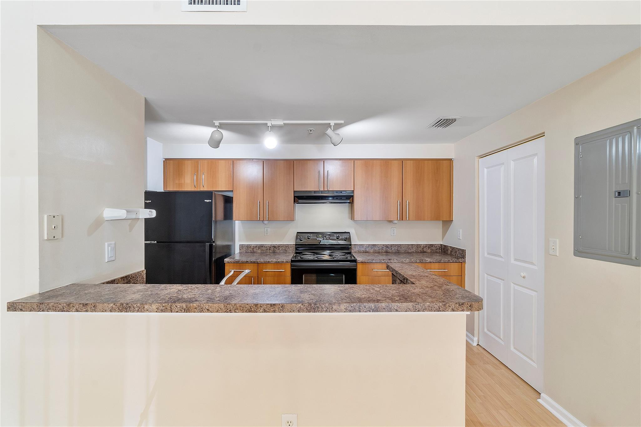6020 W Sample Road 103
