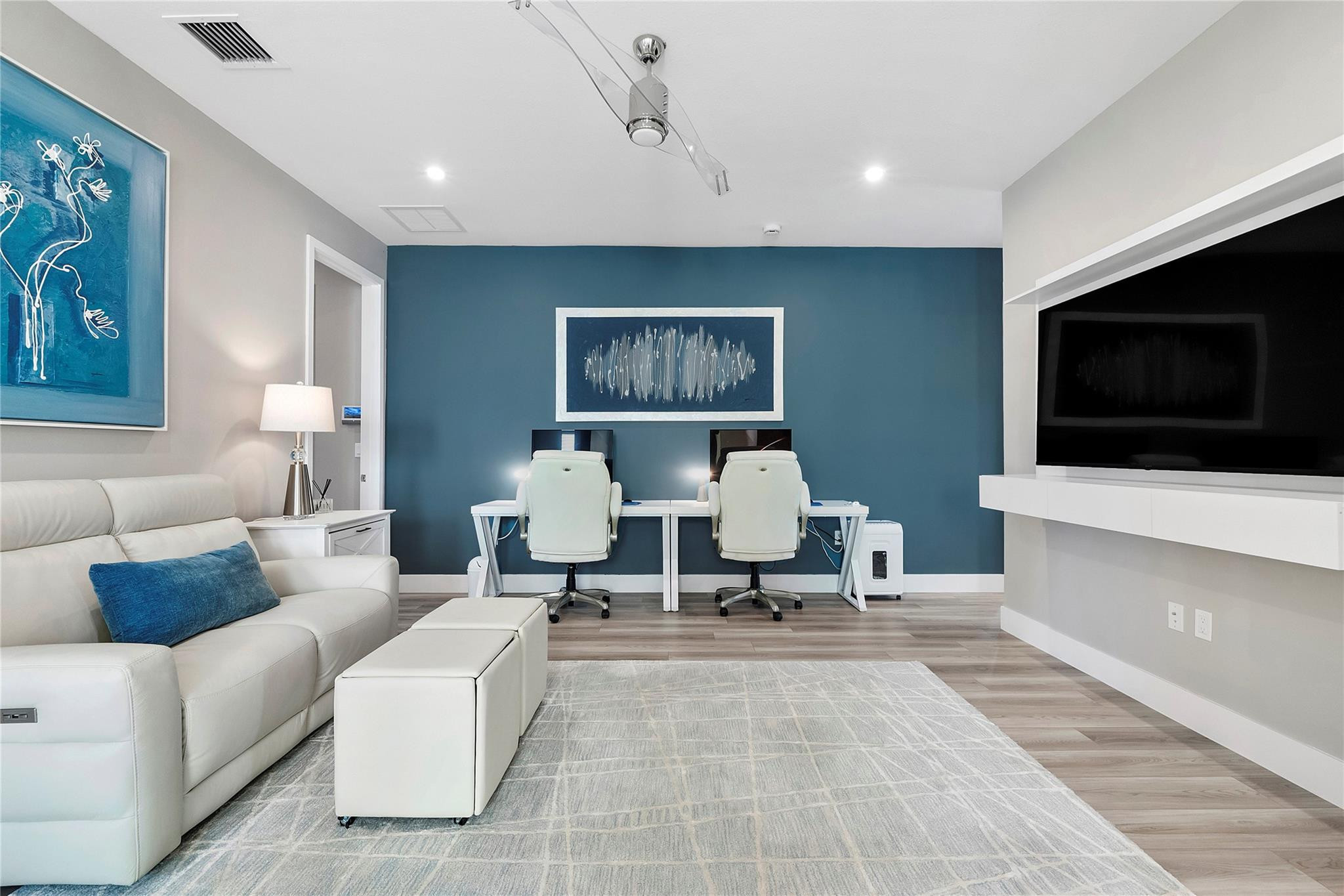 12617 Solana Bay Circle