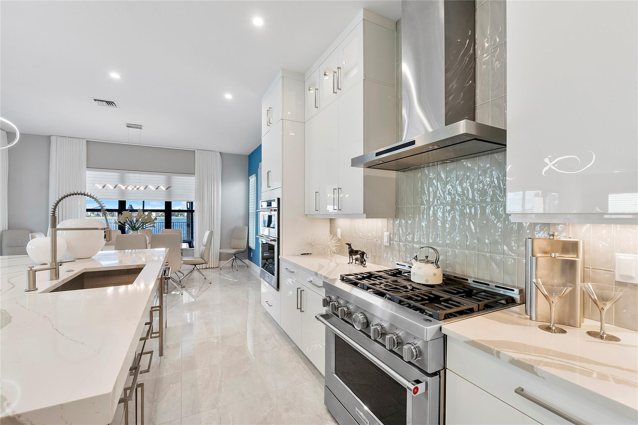 12617 Solana Bay Circle