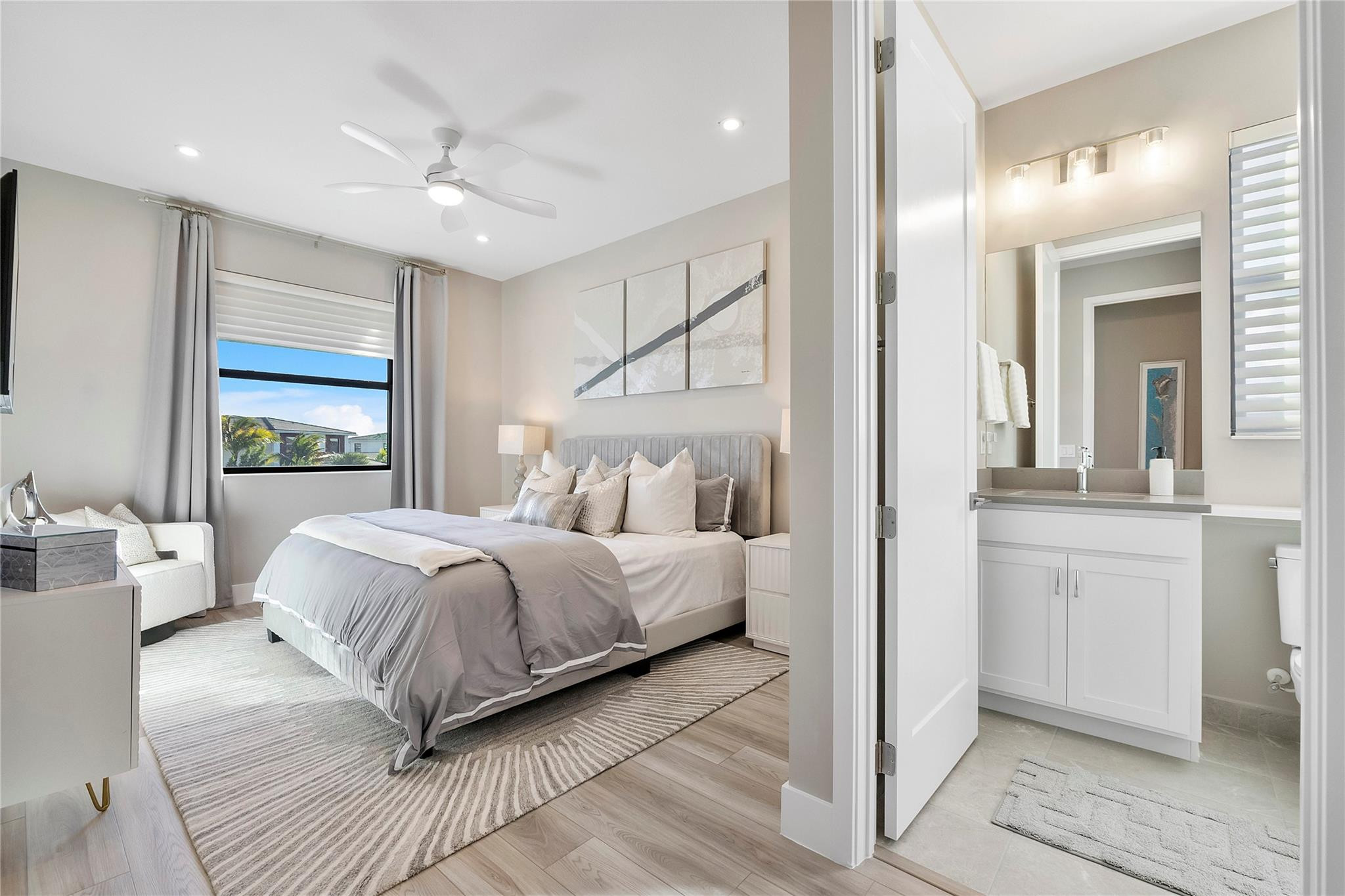 12617 Solana Bay Circle