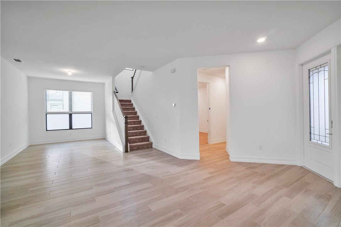 8755 Grand Prix Lane