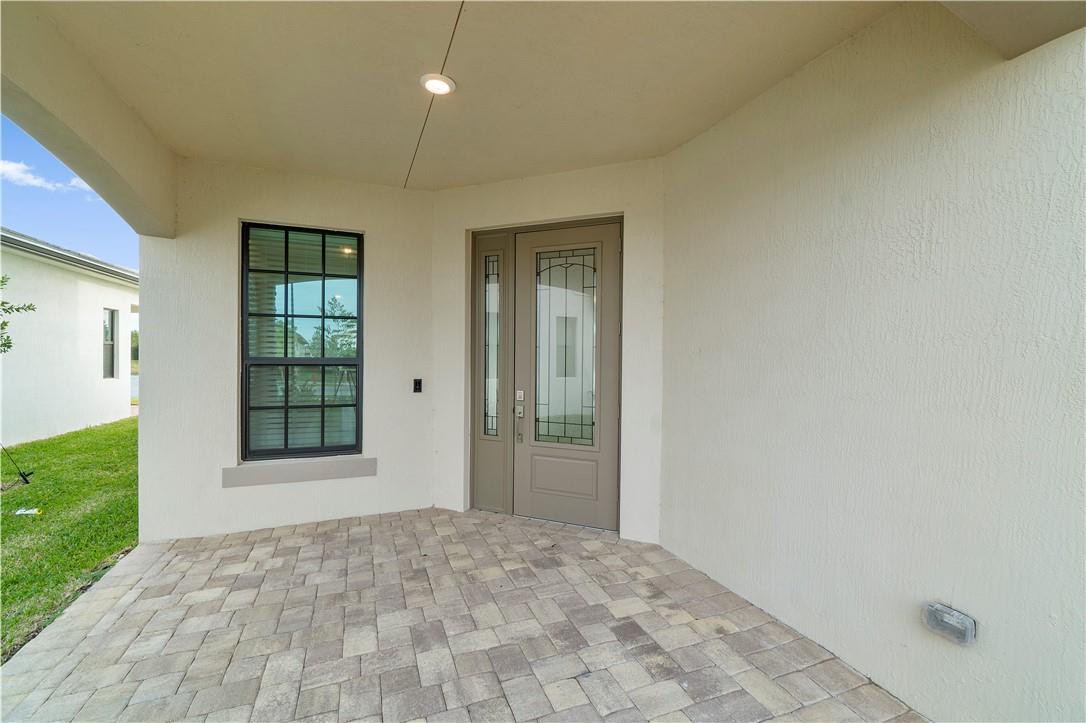8755 Grand Prix Lane