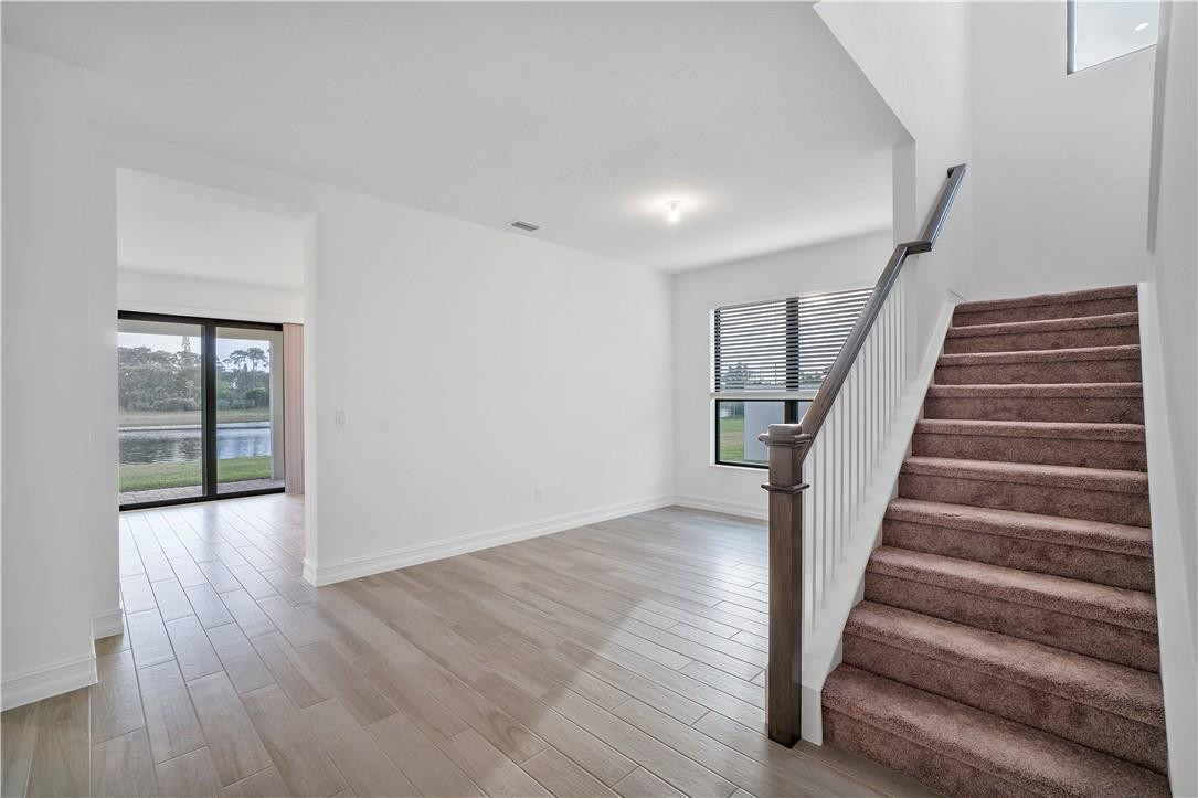 8755 Grand Prix Lane