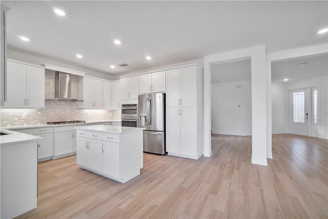 8755 Grand Prix Lane