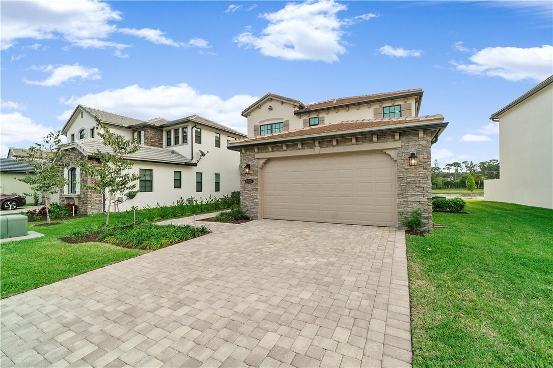 8755 Grand Prix Lane