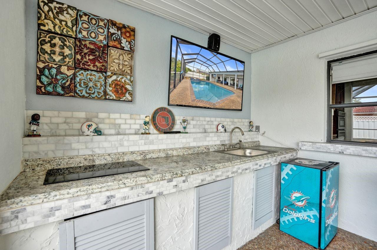 326 NW 101st Terrace