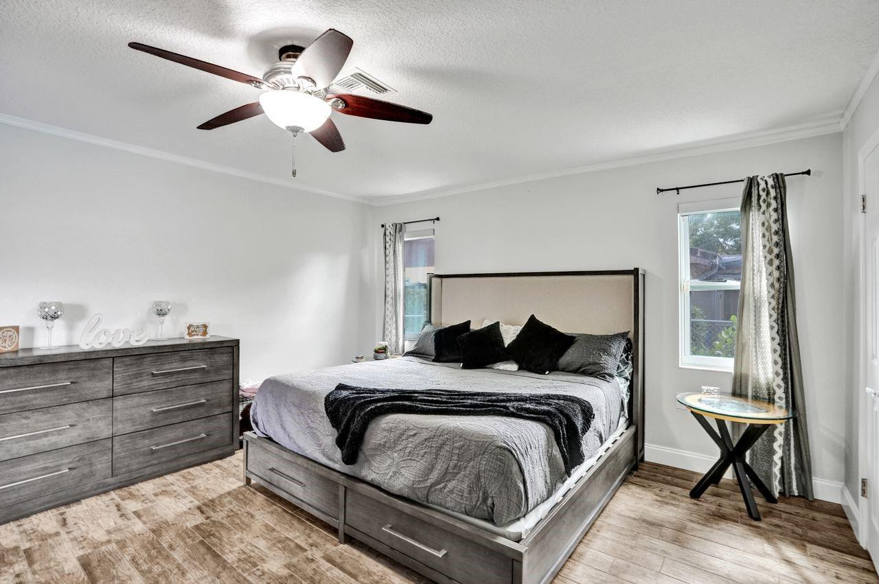 326 NW 101st Terrace