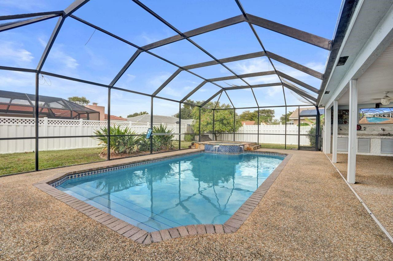 326 NW 101st Terrace