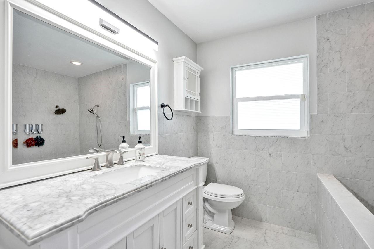 326 NW 101st Terrace