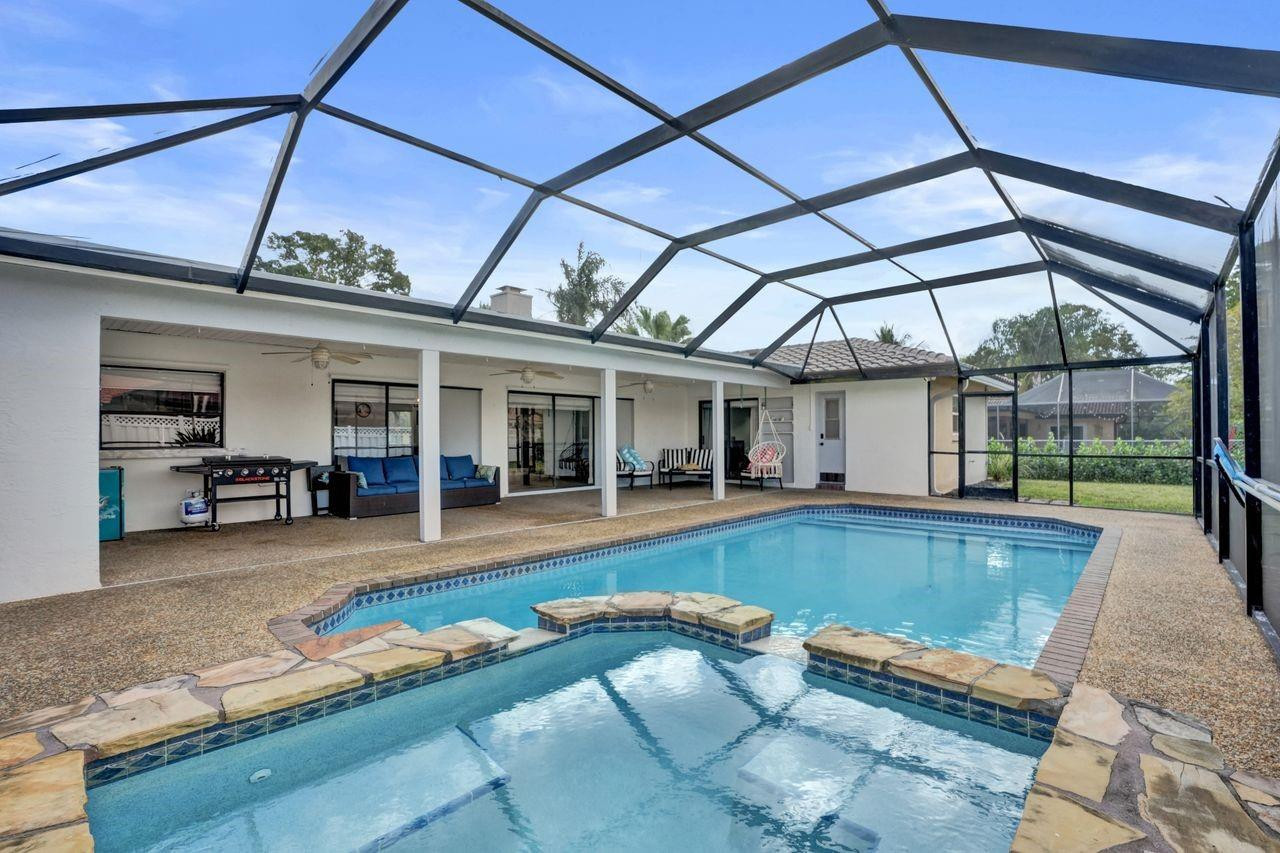 326 NW 101st Terrace