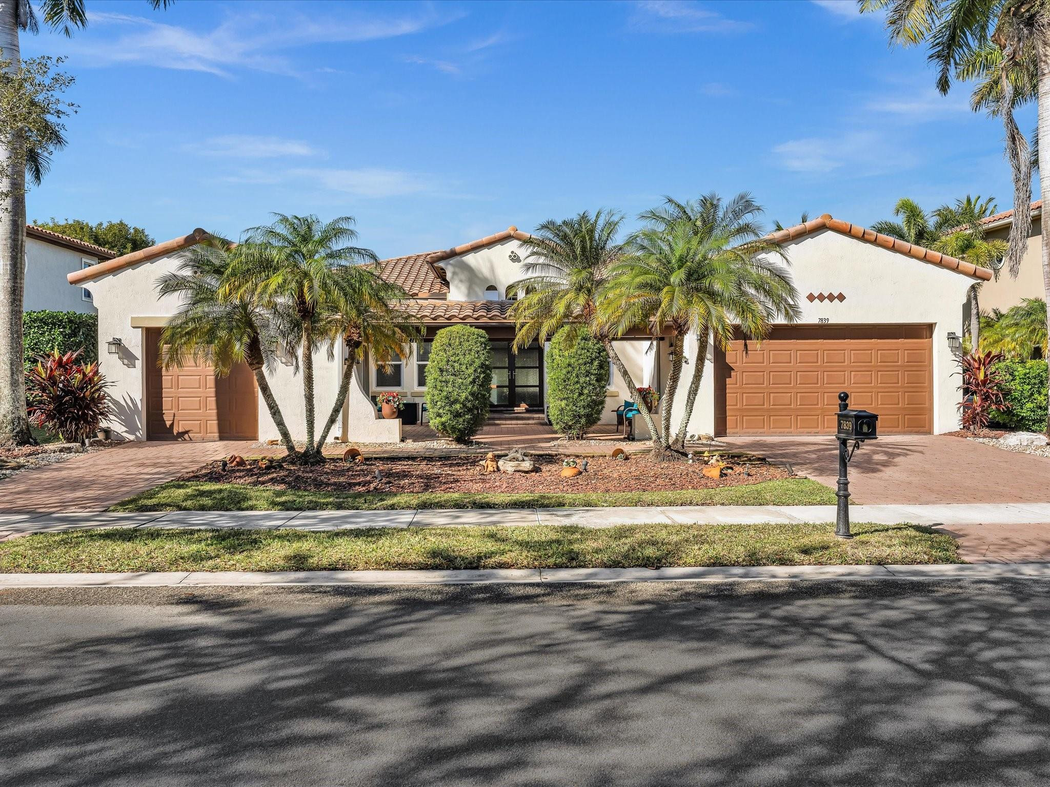 7839 NW 112th Way