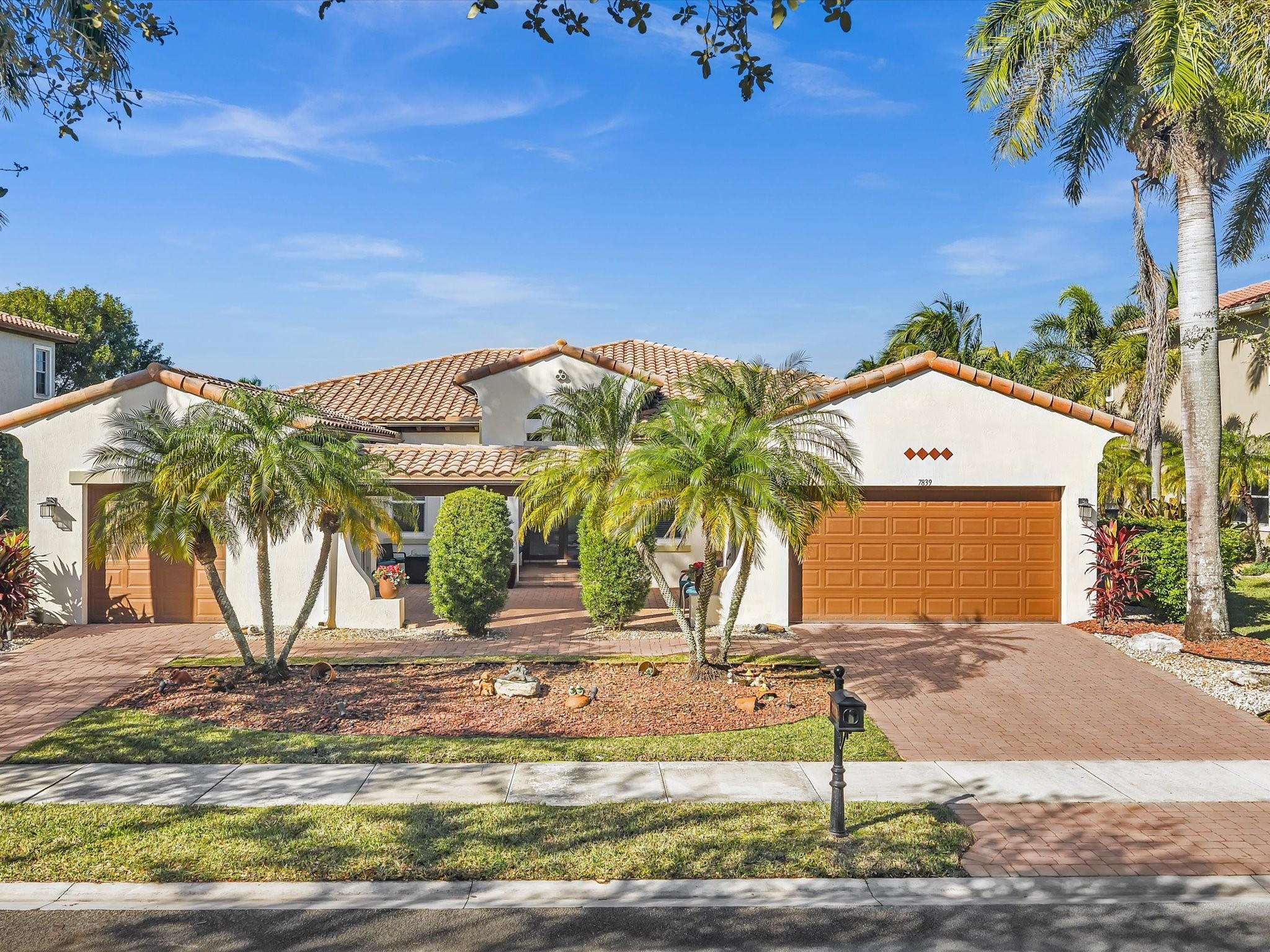 7839 NW 112th Way