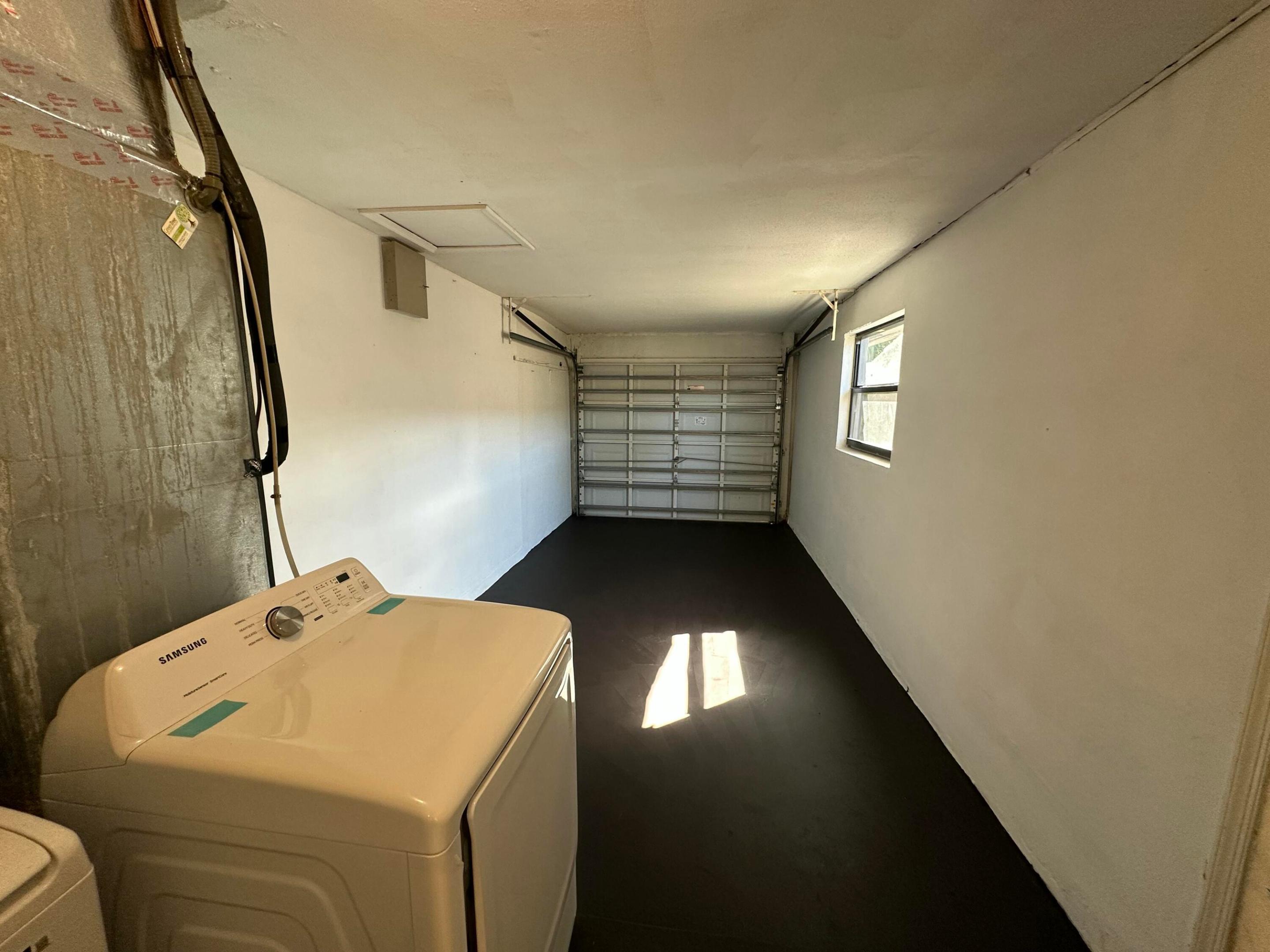 7105 NW 57th Court NW
