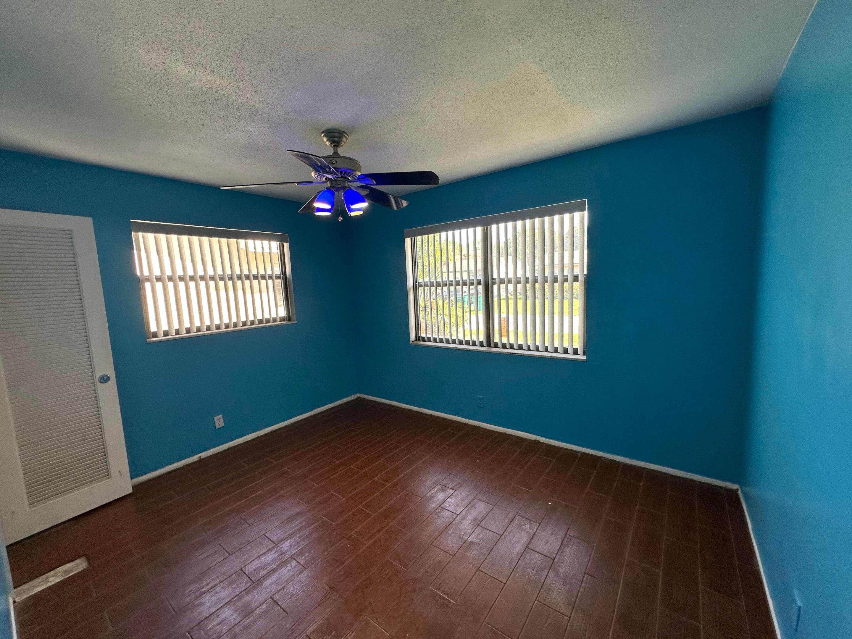 7105 NW 57th Court NW