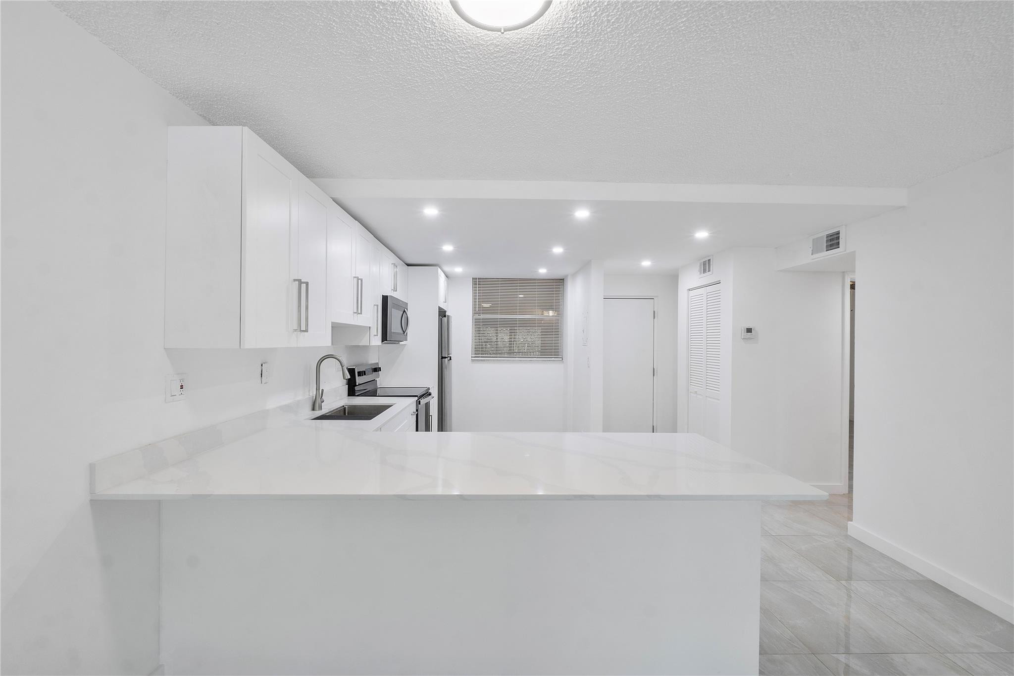 3751 Environ Boulevard 243