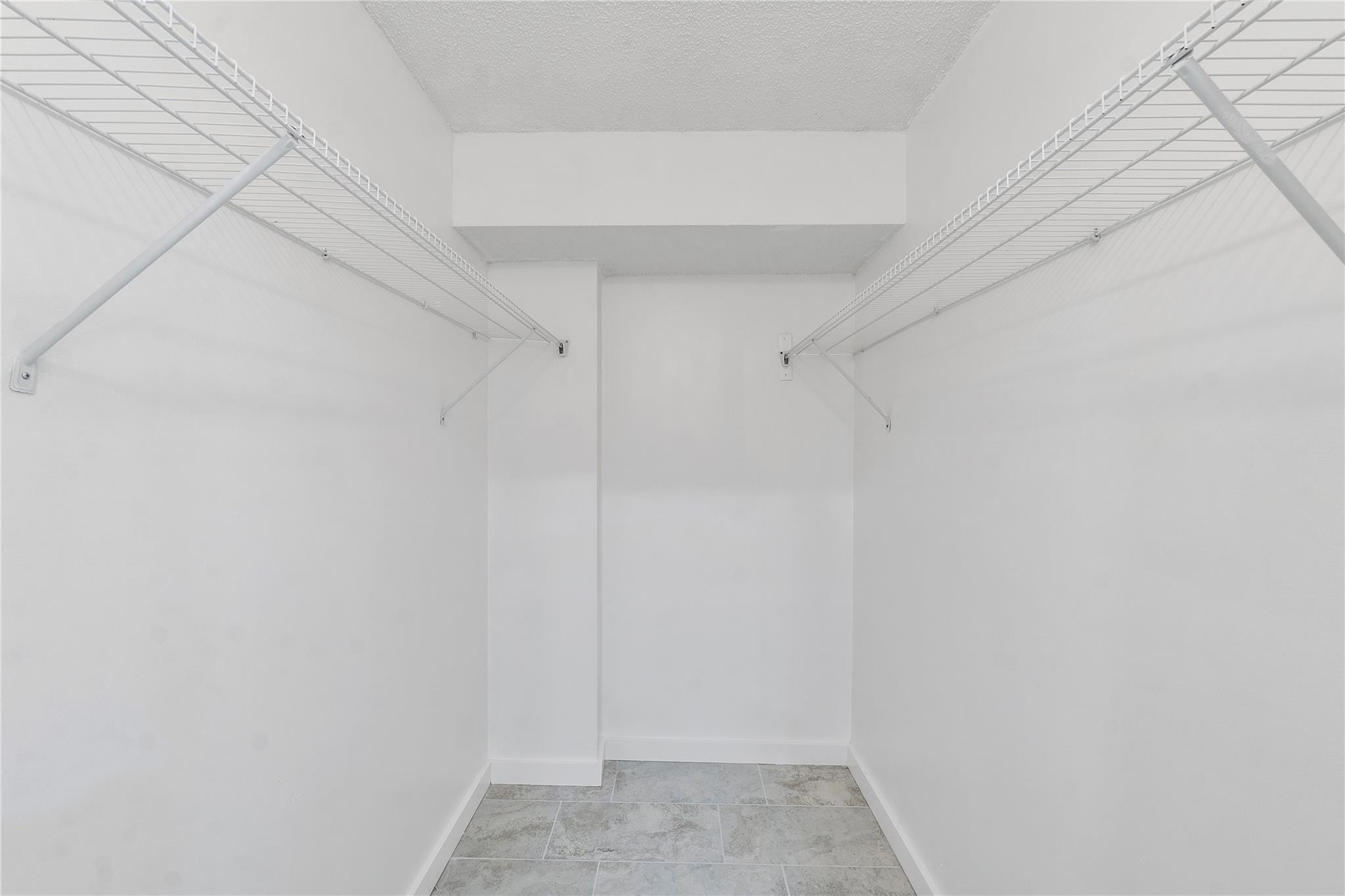 3751 Environ Boulevard 243