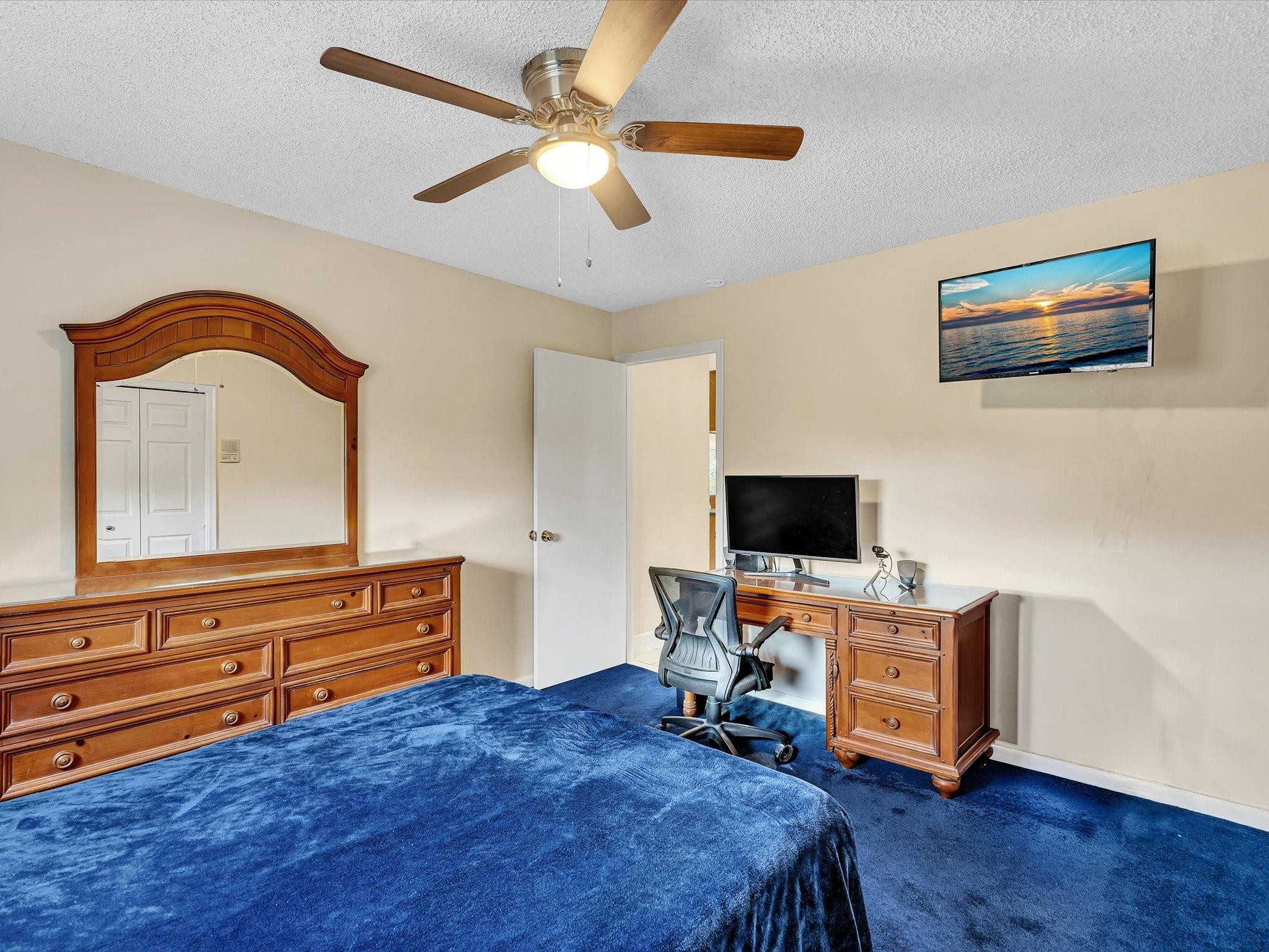 8140 NW 13th Place