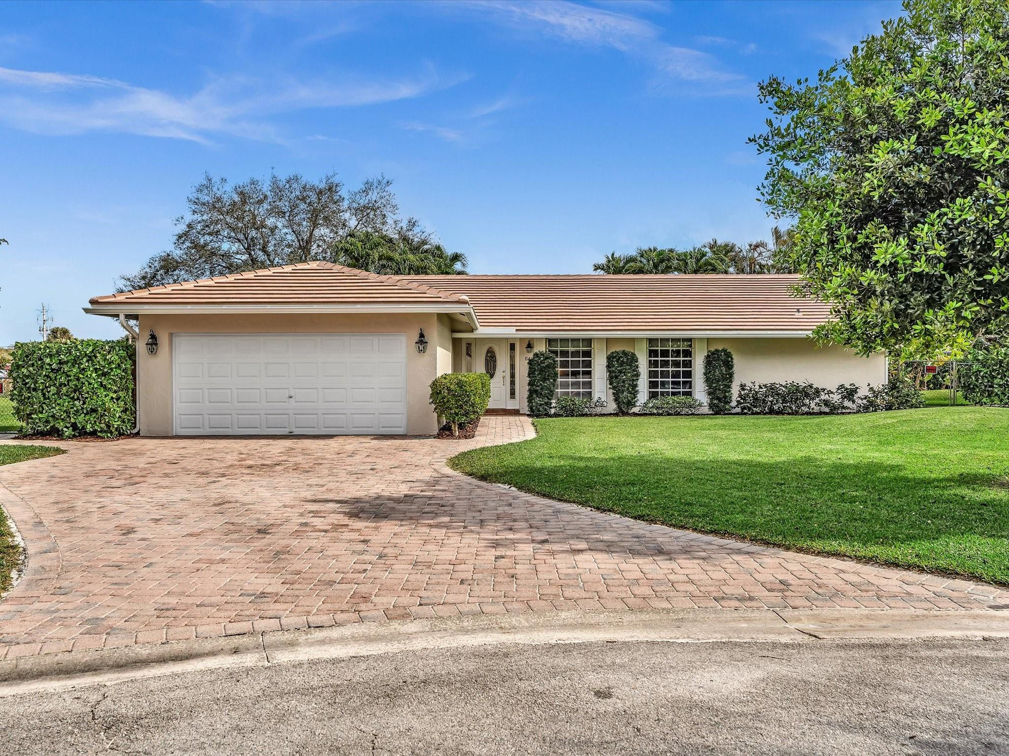 8140 NW 13th Place