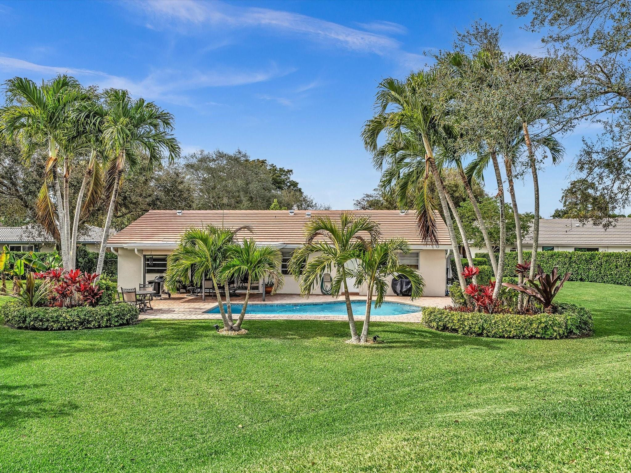 8140 NW 13th Place