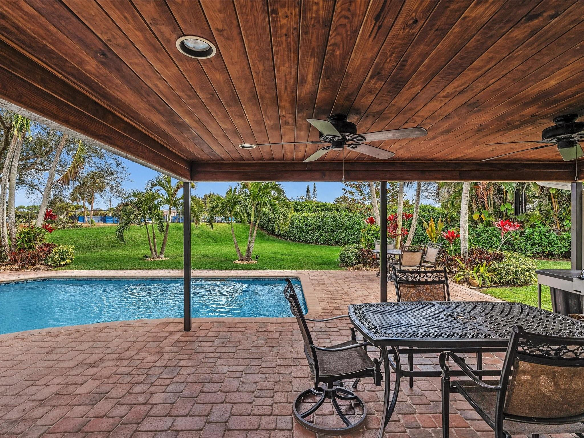 8140 NW 13th Place