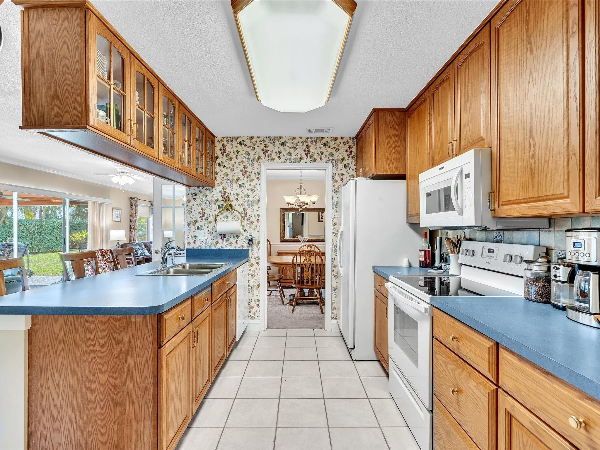 8140 NW 13th Place