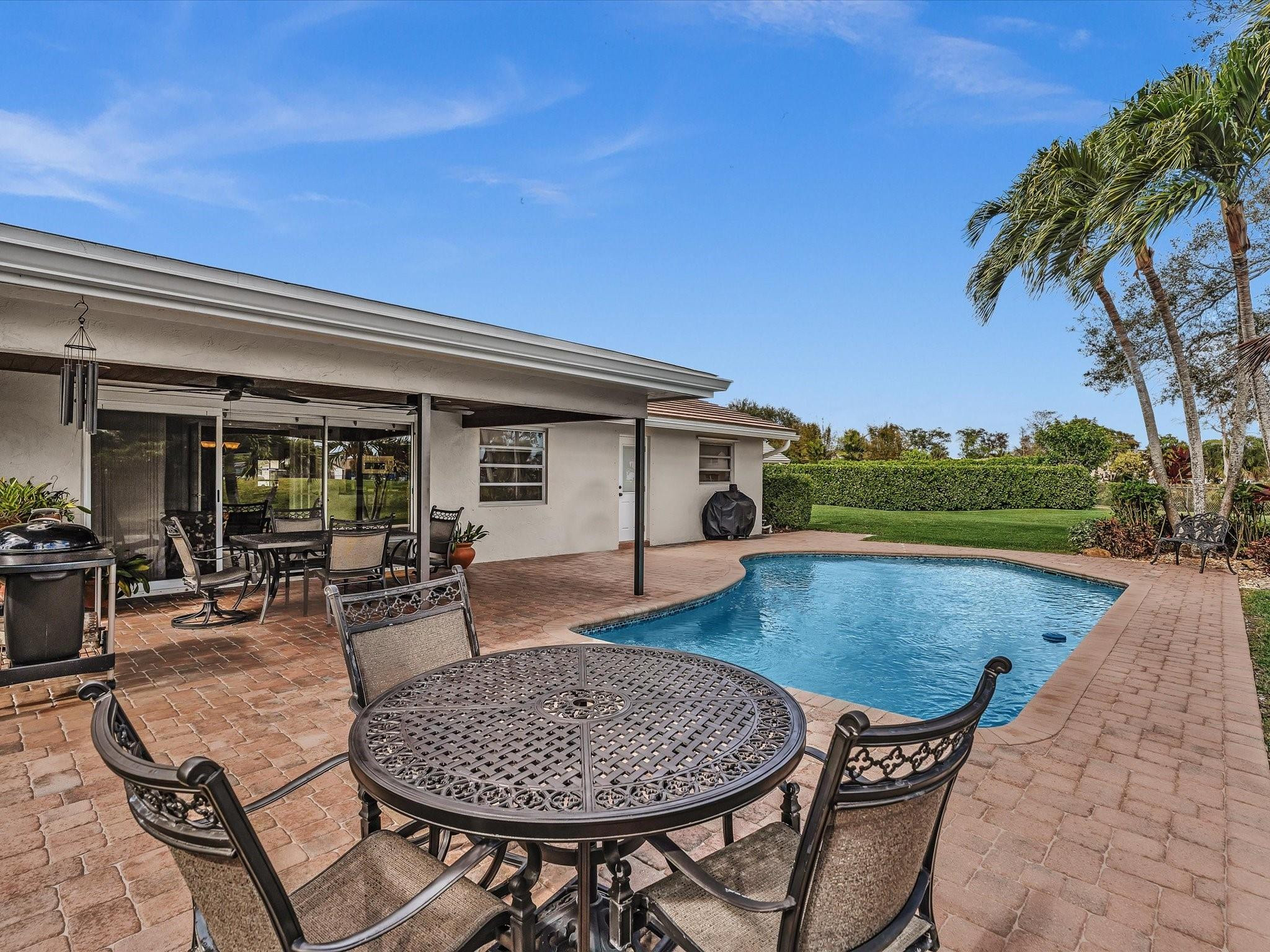 8140 NW 13th Place