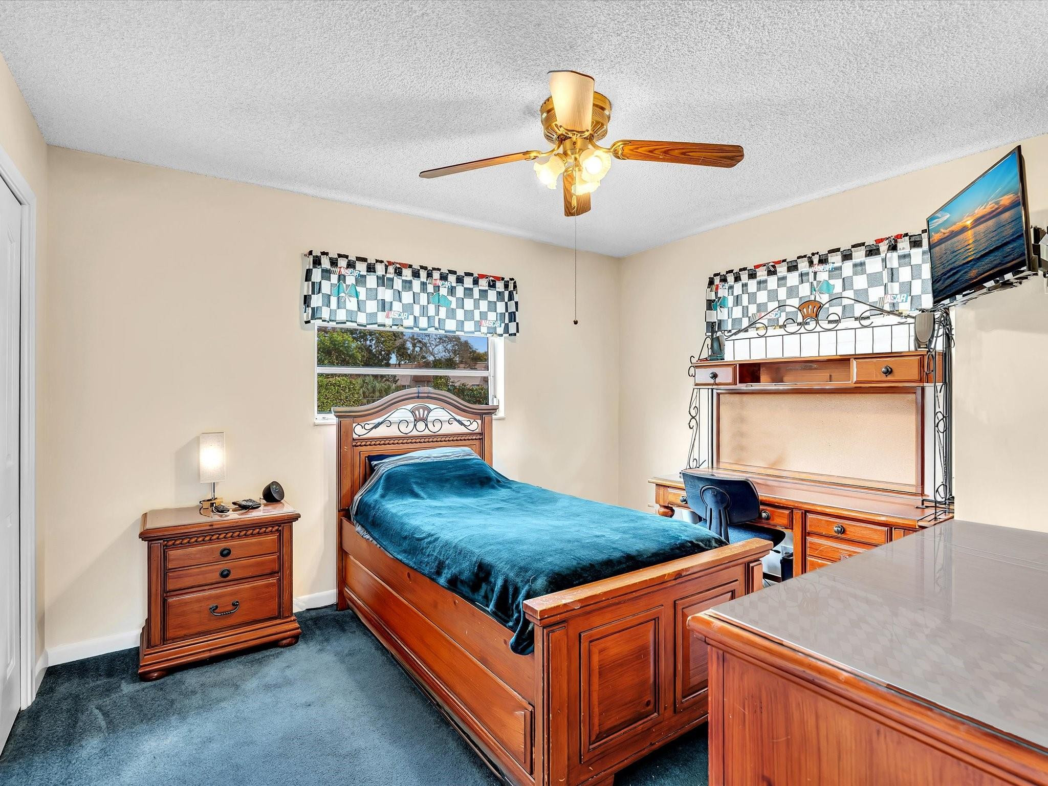 8140 NW 13th Place