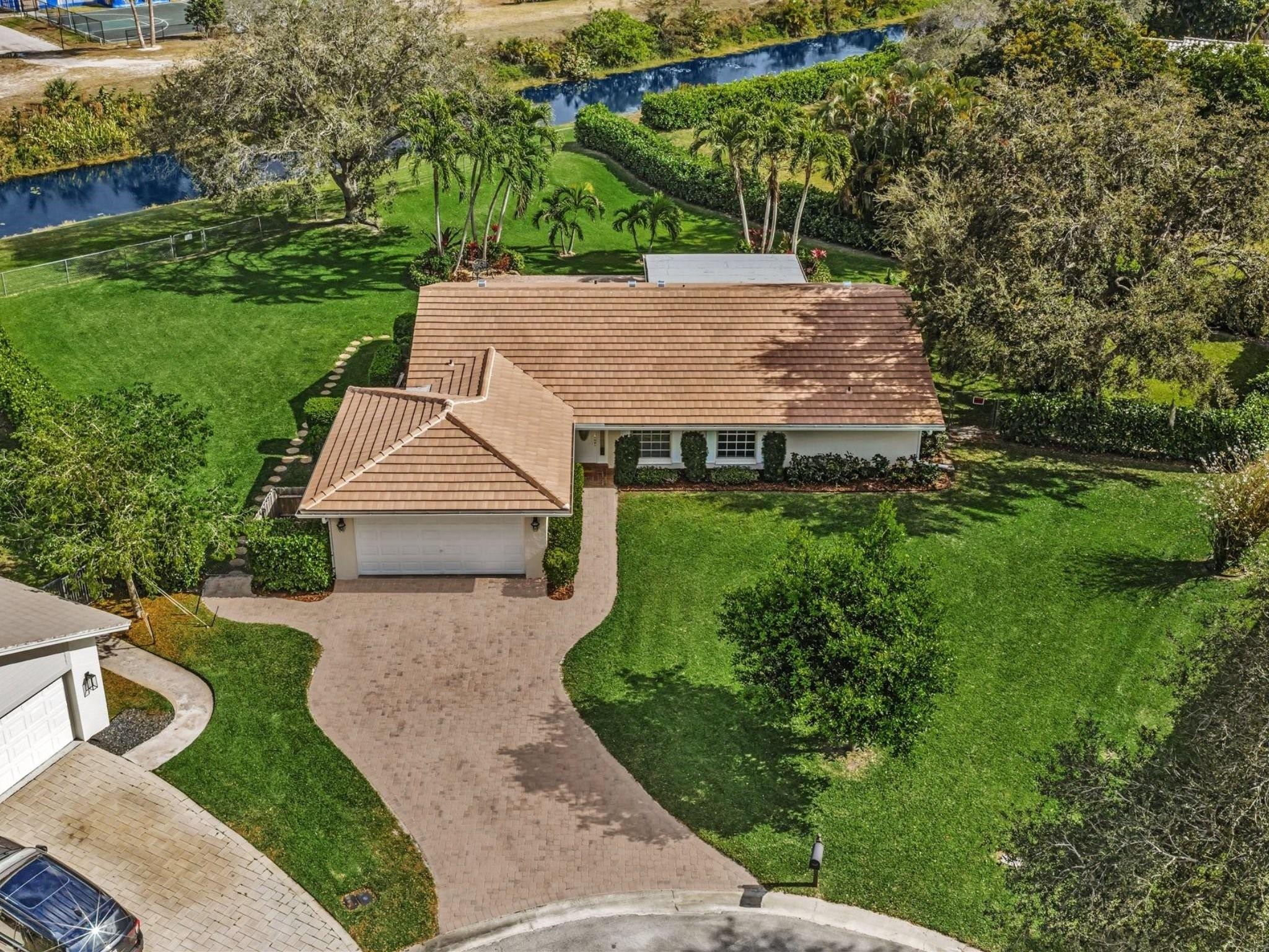 8140 NW 13th Place