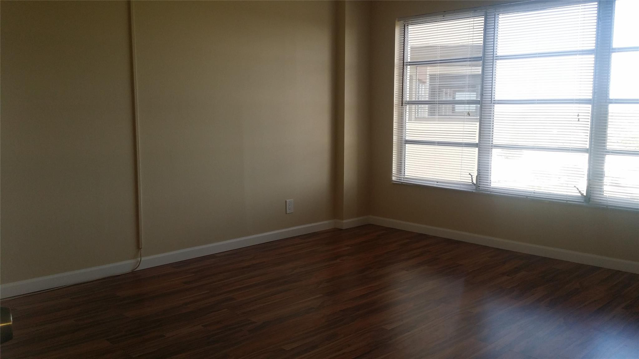 10777 W Sample Road 910