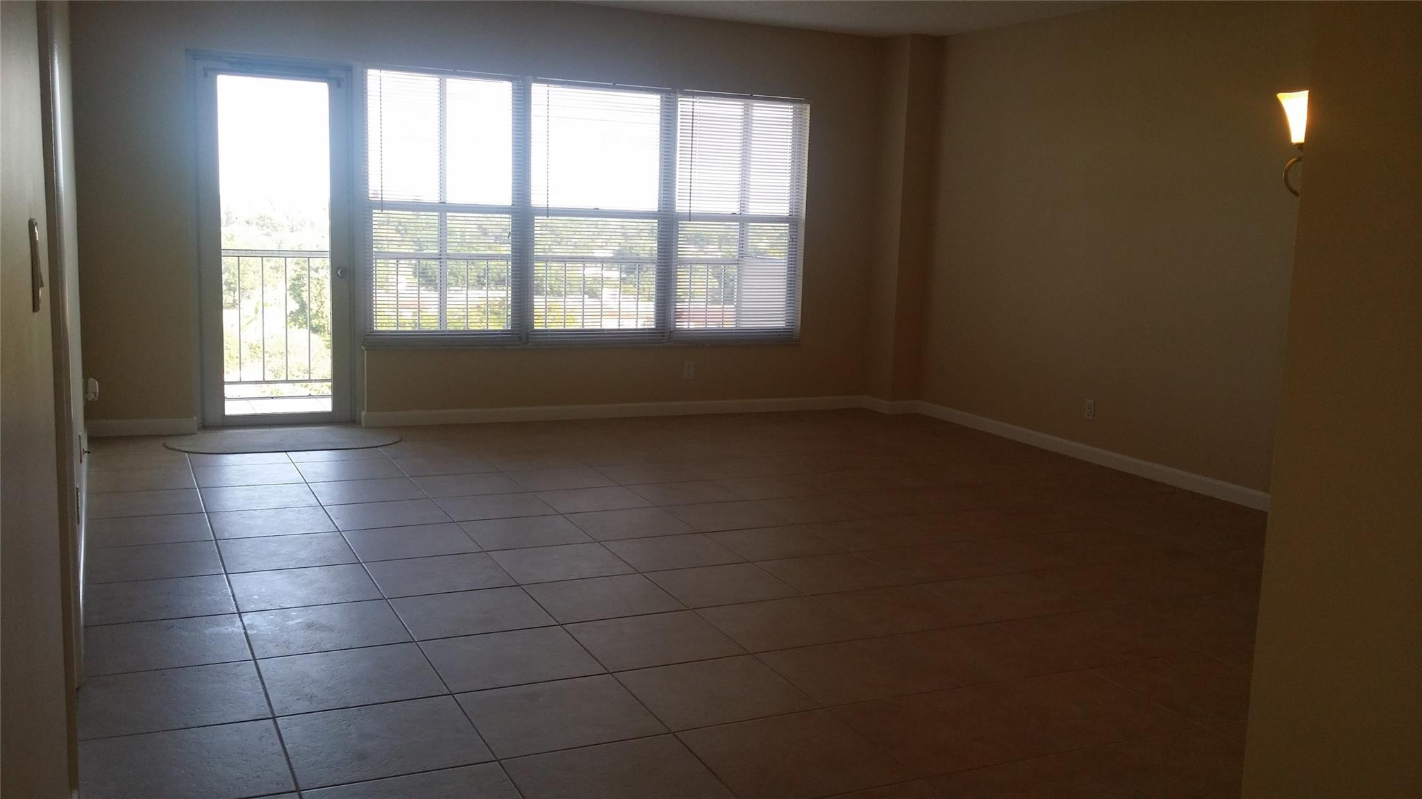 10777 W Sample Road 910